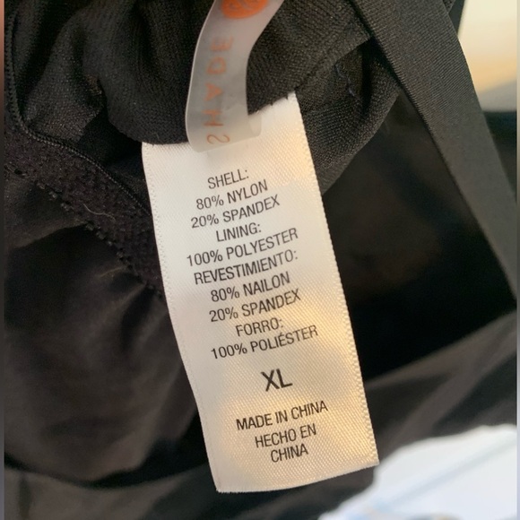 Shade and Shore one piece bathing suit, cut outs on the hips, black, size XL - Picture 5 of 5